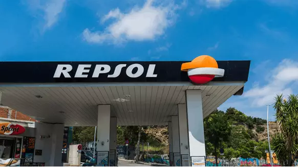 Repsol Seeks Contract for Canadian Crude