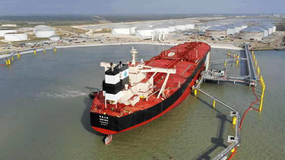 Texas Deepwater Oil Terminal Achieves VLCC Milestone