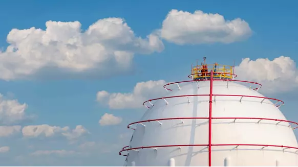 Europe Desperate for LNG While Asia Has Plenty - Vimarsana News