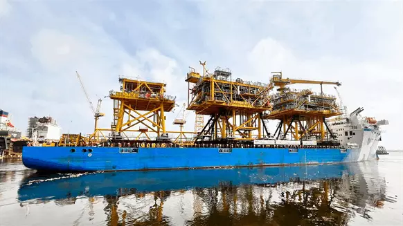 Tyra Topsides Sail Away From Sembcorp Yard In Singapore