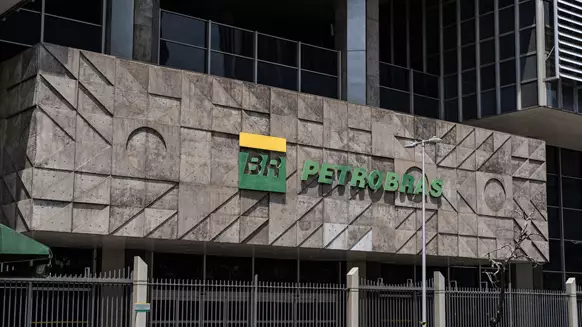 Petrobras And Yinson Ink $5.2B FPSO Contracts - Vimarsana News