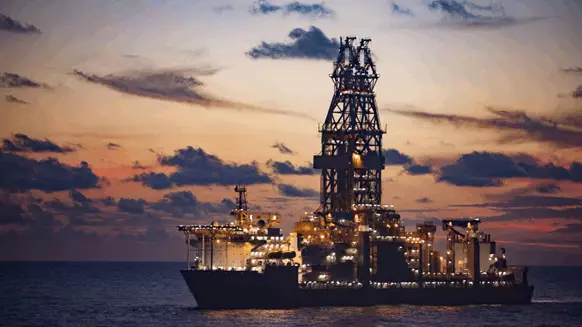 Transocean Rakes In Five New Deals. Four Rigs Heading To GOM - Vimarsana News