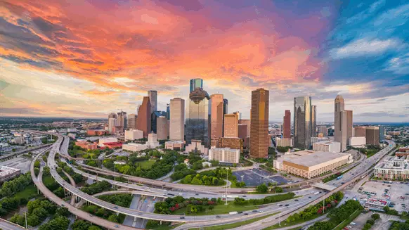 Houston Refinery Ceasing Operations by December 2023 - Vimarsana News