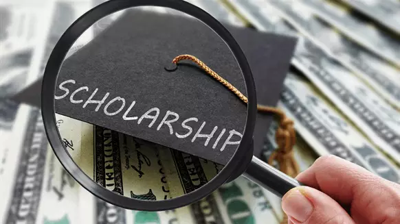 Energy Workforce & Technology Council Grants 39 Scholarships