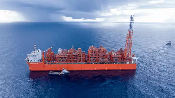 Eni Introduces Hydrocarbons To Coral Sul FLNG
