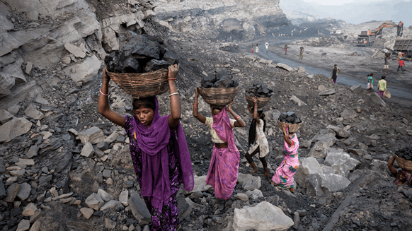 Average of 100 Coal Layoffs Per Day Until 2035: Report - Vimarsana News