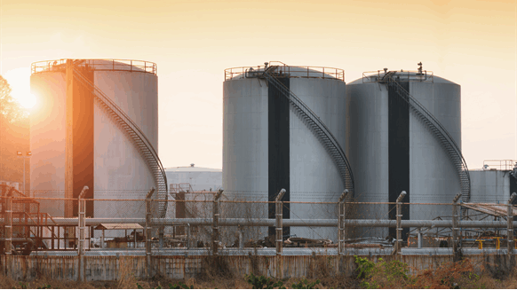 Canada Gas Output Rebounds as Wildfires Subside: S&P Global - Vimarsana News