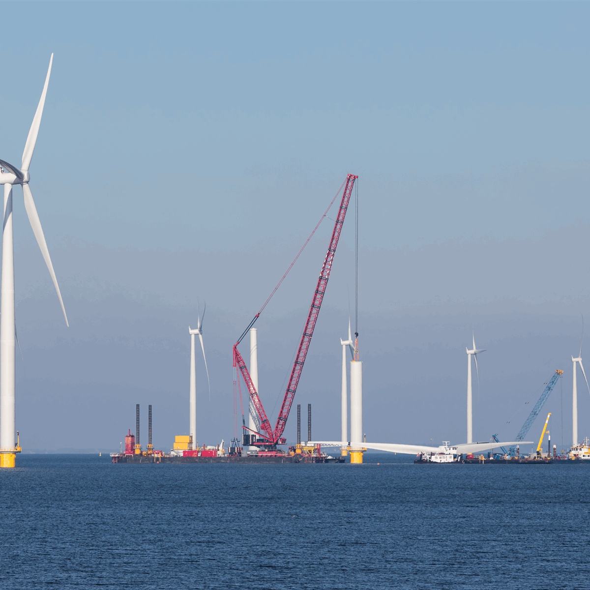 France to Provide $11.7 Billion Aid for Two Offshore Wind Projects