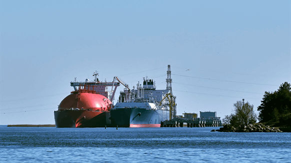 Golar LNG Advances FLNG Mission with .6B EPC Contract