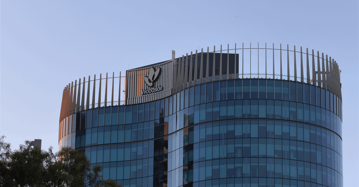 Scarborough FPU Arrives in Australia