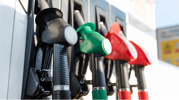 Top Headlines: Gasoline Prices May Take Another Hit and More