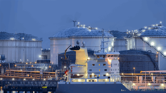 VTTI to Purchase 50 % Stake in Dragon LNG